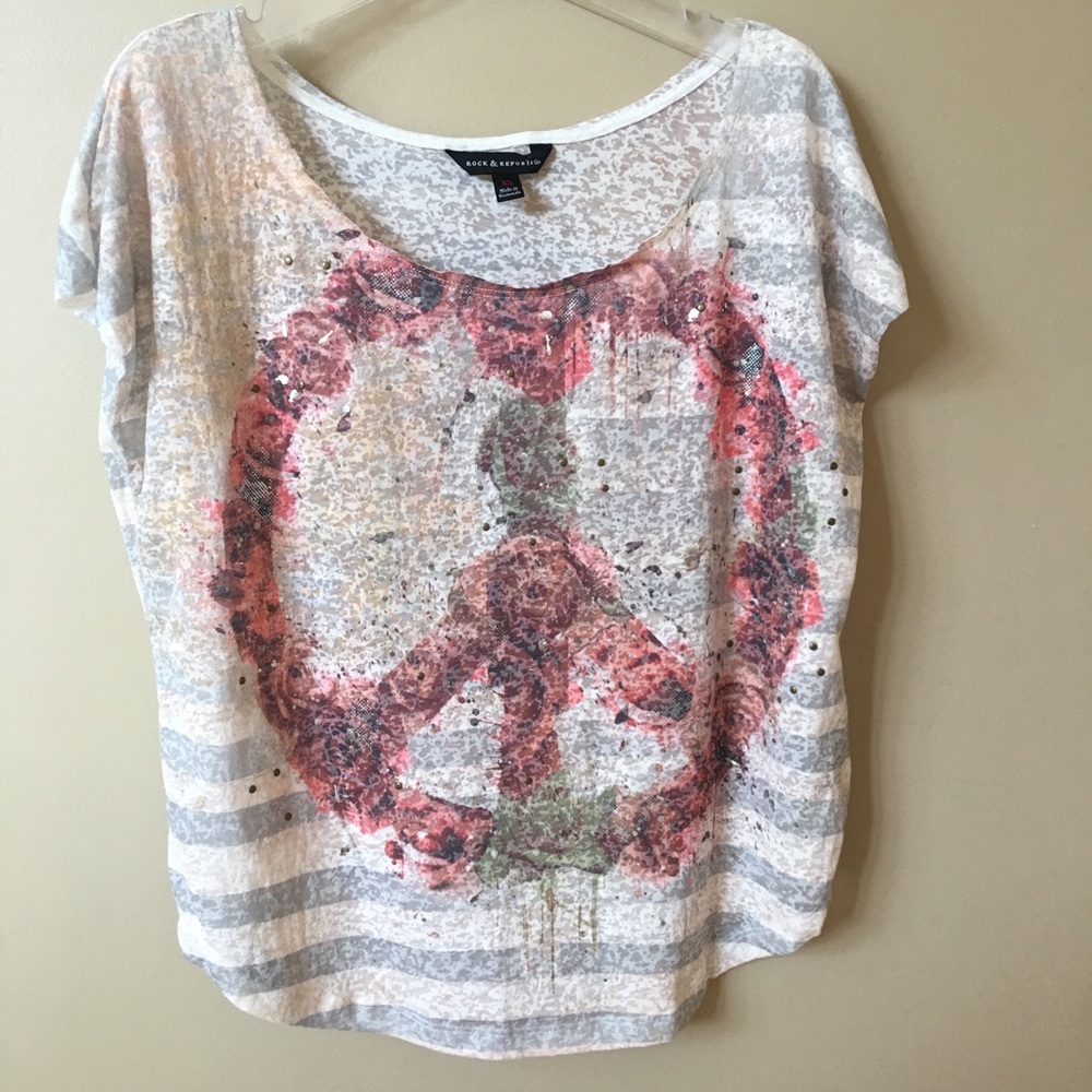 Rock & Republic Peace Sign Top XS